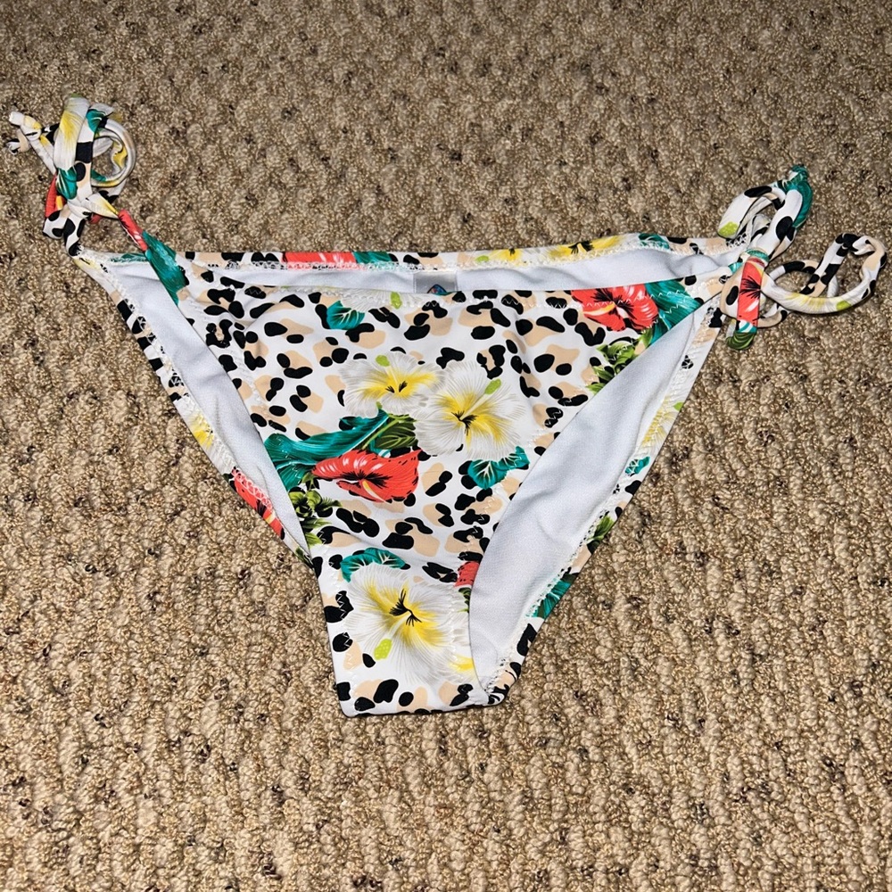 cute tropical bikini bottoms